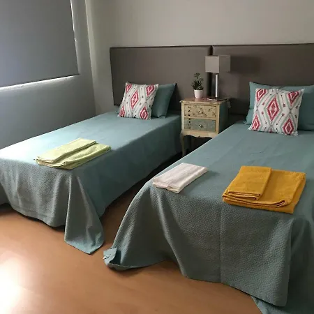 Uncle's House Vakantiehuis Sesimbra